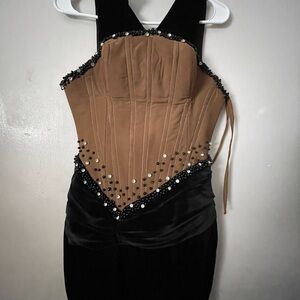 Corset dress with a slit at the  back